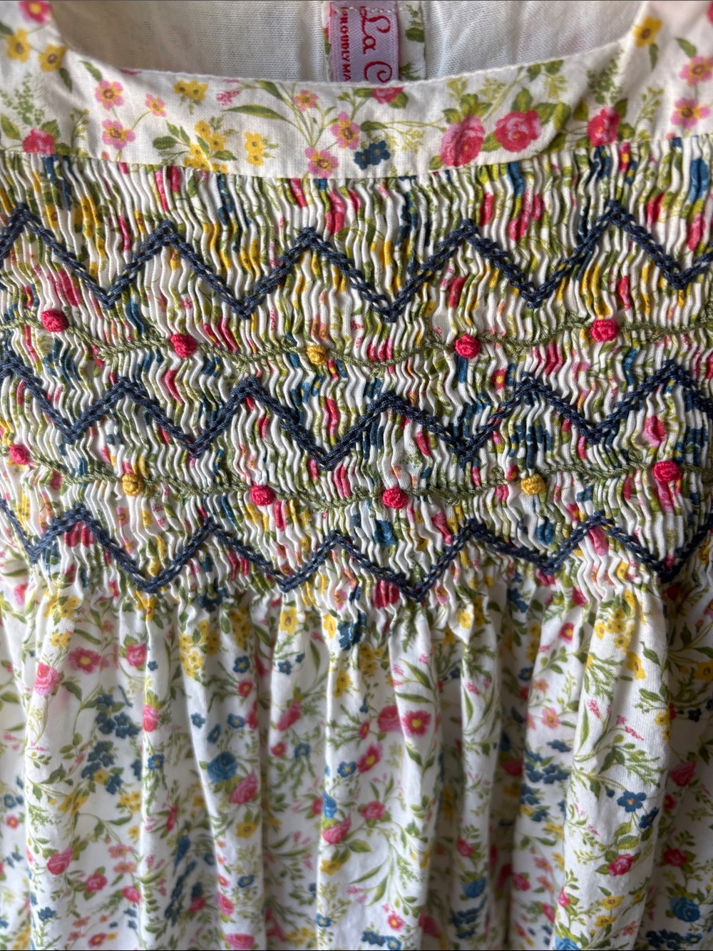 La Coqueta Girls Floral Smocked Dress Size 3Y - Picture 2 of 5
